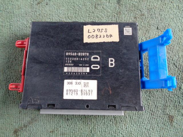 【中古】中古部品 ミラ L275S ｴﾝｼﾞﾝｺﾝﾋﾟｭｰﾀｰ 【3340030100-008226400063100】