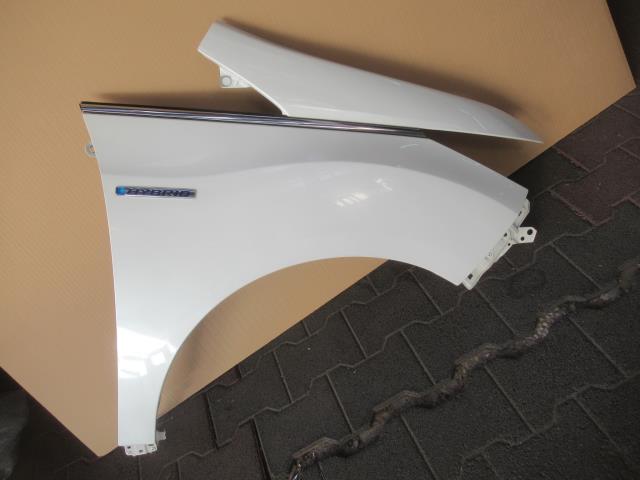 【中古】中古部品 オデッセイ RC4 右ﾌﾛﾝﾄﾌｪﾝﾀﾞｰ 【3380050000-000035124910600】
