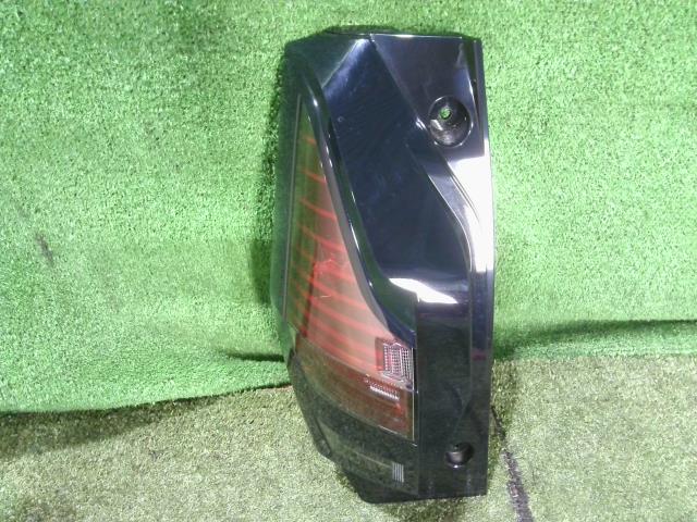 【中古】中古部品 サクラ B6AW 左ﾃｰﾙﾗﾝﾌﾟ 【3260070000-231012000315600】