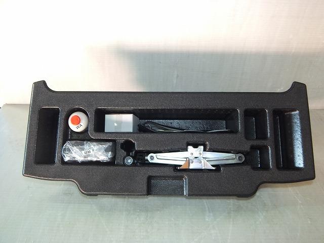 【中古】中古部品 グレイス GM5 車載工具 【3310050100-230210000177700】