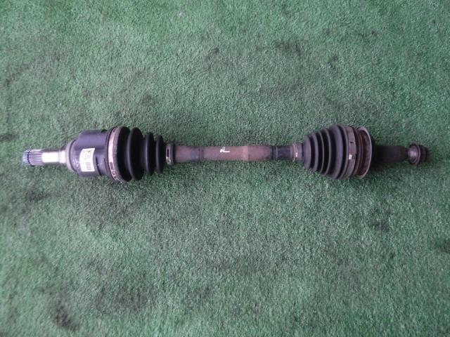 【中古】中古部品 アクア NHP10 左ﾌﾛﾝﾄﾄﾞﾗｲﾌﾞｼｬﾌﾄ 【3330450100-231129000242200】