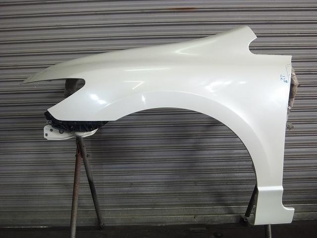 【中古】中古部品 シビック FD3 左ﾌﾛﾝﾄﾌｪﾝﾀﾞｰ 【3310050100-220518000210700】