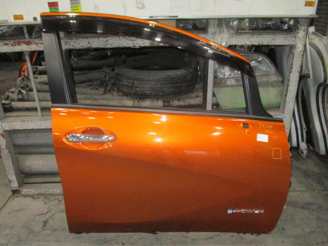【中古】中古部品 ノート HE12 右ﾌﾛﾝﾄﾄﾞｱ 【3310160100-000004315513100】｜e-cleマート