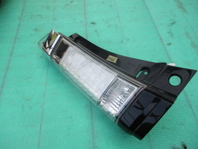 【中古】中古部品 Ｎ－ＢＯＸ JF1 左ﾃｰﾙﾗﾝﾌﾟ 【3310190100-000233021515600】