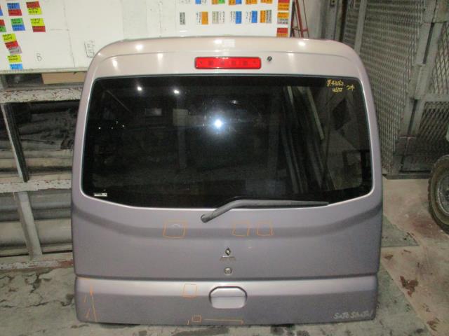 【中古】中古部品 タウンボックス U61W ﾊﾞｯｸﾄﾞｱ 【3310160100-000004316215800】
