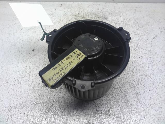 【中古】中古部品 エッセ L235S ﾋｰﾀｰﾌﾞﾛｱﾓｰﾀｰ 【3310160100-000004316467900】