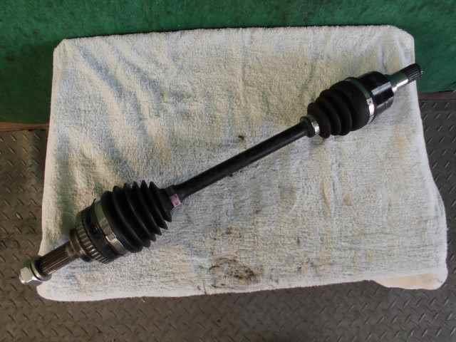 【中古】中古部品 ワゴンＲ MH23S 左ﾌﾛﾝﾄﾄﾞﾗｲﾌﾞｼｬﾌﾄ 【3310420000-000002234342200】