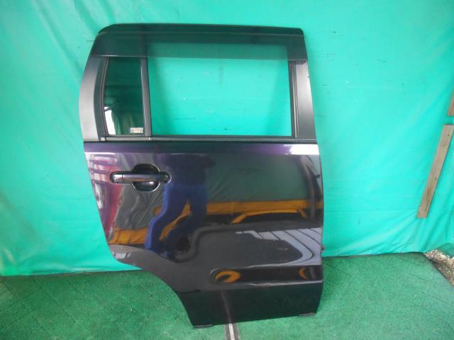 【中古】中古部品 ワゴンＲ MH23S 右ﾘｱﾄﾞｱ 【3310080100-230520000113300】