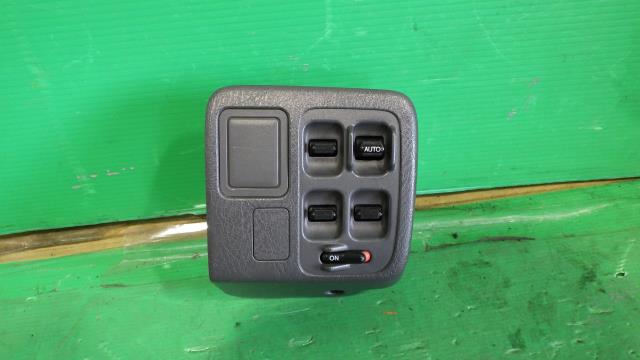 【中古】中古部品 ライフ JB1 ﾊﾟﾜｰｳｲﾝﾄﾞｳｽｲｯﾁ 【3330340100-211207000361900】