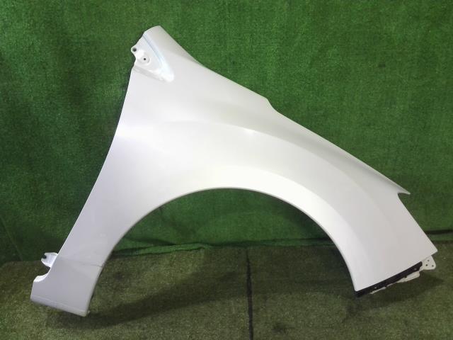 【中古】中古部品 インプレッサ GP7 右ﾌﾛﾝﾄﾌｪﾝﾀﾞｰ 【3260070000-231215000410600】 14,843円