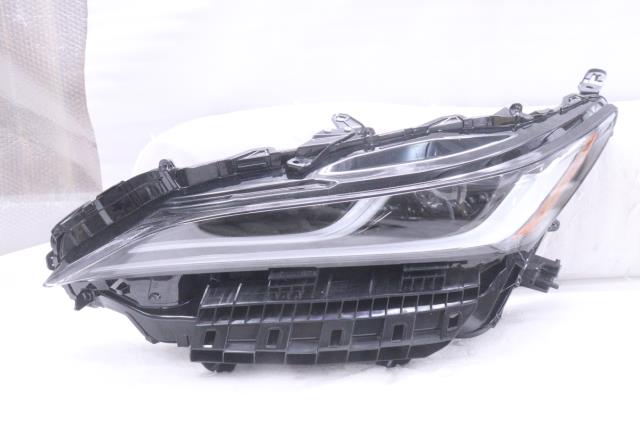 【中古】中古部品 ハリアー MXUA80 左ﾍｯﾄﾞﾗﾝﾌﾟ 【3260520000-231221501710900】｜e-cleマート