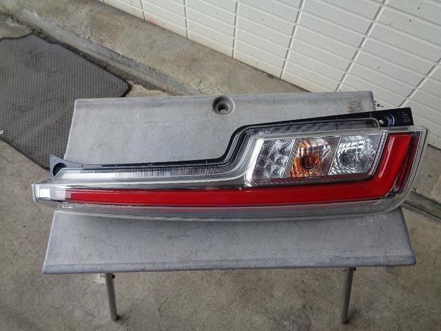 【中古】中古部品 ムーヴ LA150S 左ﾃｰﾙﾗﾝﾌﾟ 【3340080100-231219000215600】 12,989円