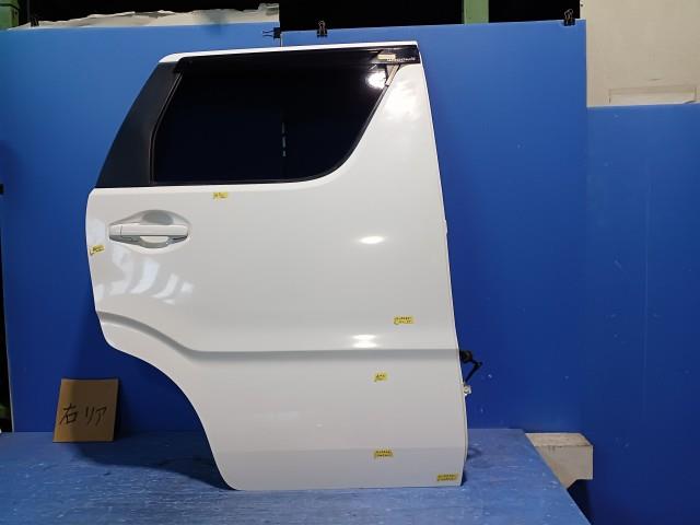 【中古】中古部品 ワゴンＲ MH35S 右ﾘｱﾄﾞｱ 【3310050100-000213025013300】｜e-cleマート