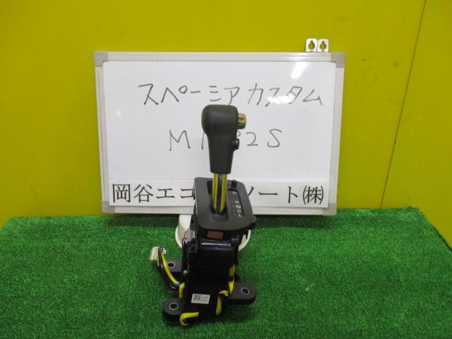 【中古】中古部品 スペーシア MK32S ｼﾌﾄﾚﾊﾞｰ 【3331010600-001499291037850】 8,360円
