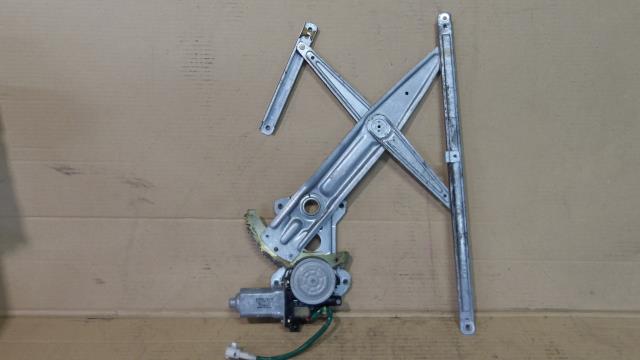 【中古】中古部品 アルト HA23S 左ﾌﾛﾝﾄﾄﾞｱﾚｷﾞｭﾚｰﾀ･ﾓｰﾀｰ 【3340220100-000224067113220】