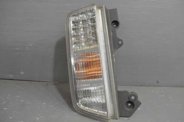 【中古】中古部品 エルグランド TE52 左テールランプ 【3310580000-231225001115600】|e-cleマート