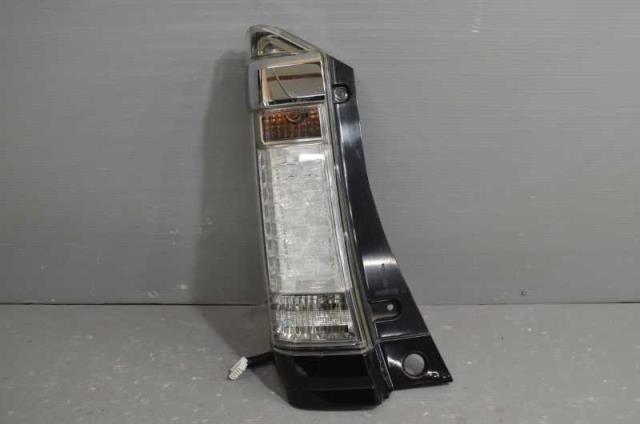 【中古】中古部品 Ｎ－ＢＯＸ ＋ JF1 左ﾃｰﾙﾗﾝﾌﾟ 【3310580000-231225001315600】