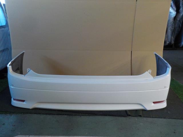 【中古】中古部品 エルグランド PNE52 ﾘｱﾊﾞﾝﾊﾟｰ 【3260200000-231221000415100】