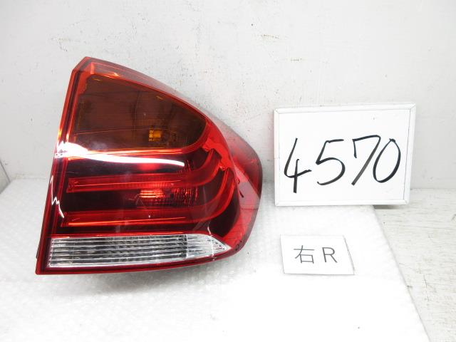 【中古】中古部品 BMW X1 VL18 右ﾃｰﾙﾗﾝﾌﾟ 【3500170000-231227500515500】 13,471円