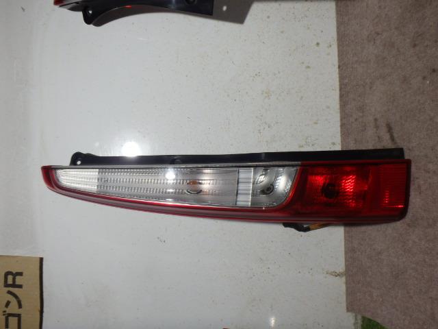 【中古】中古部品 ムーヴ L175S 左ﾃｰﾙﾗﾝﾌﾟ 【3331010800-000021609515600】