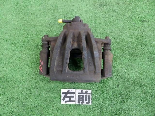 【中古】中古部品 ジープ チェロキー KJ37 左ﾌﾛﾝﾄｷｬﾘﾊﾟｰ 【3260250000-000023216444360】