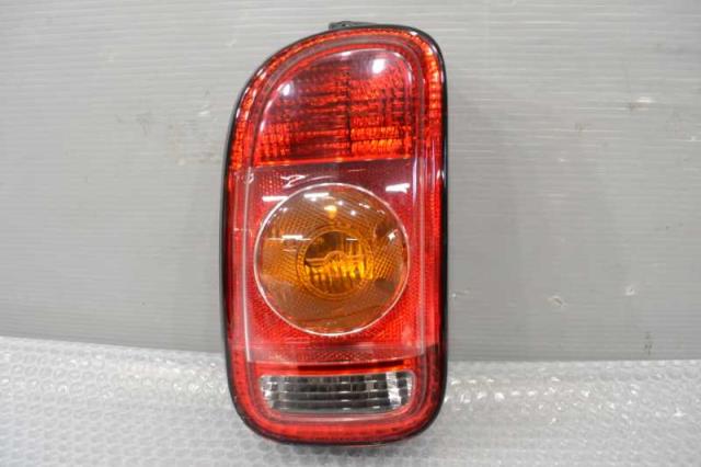 【中古】中古部品 BMW ミニ MM16 左ﾃｰﾙﾗﾝﾌﾟ 【3310580000-240110000915600】 22,024円
