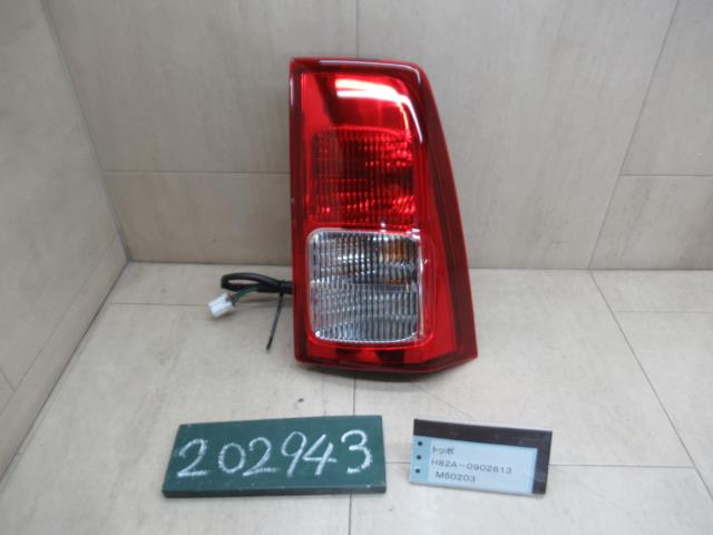 【中古】中古部品 トッポ H82A 右ﾃｰﾙﾗﾝﾌﾟ 【3310120100-231220000115500】