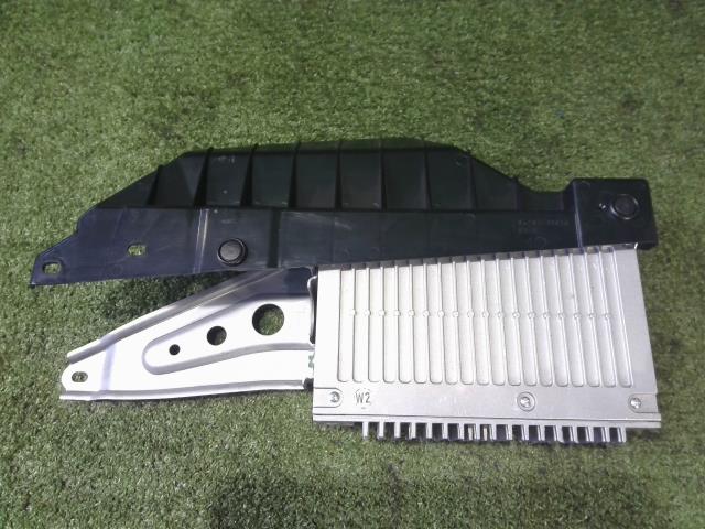 【中古】中古部品 クラウン GRS200 ｵｰﾃﾞｨｵｱﾝﾌﾟ 【3260070000-240110000361150】｜e-cleマート