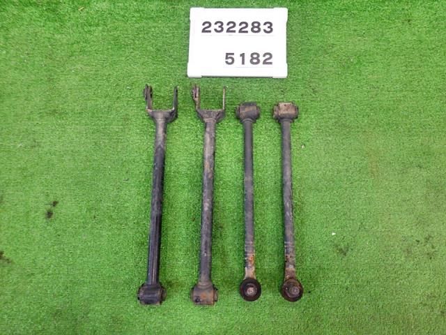 【中古】中古部品 ＲＸ－８ SE3P 右ﾘｱﾛｱｱｰﾑ 【3330890100-000023228351820】