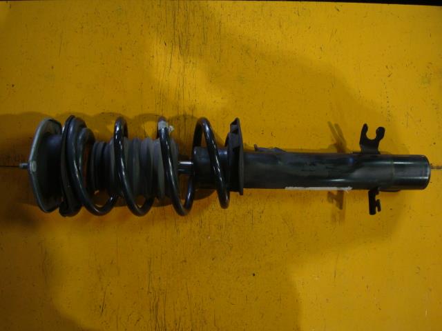 【中古】中古部品 BMW ミニ ZA16 左ﾌﾛﾝﾄｽﾄﾗｯﾄ 【3340220100-000224047950210】 9,849円