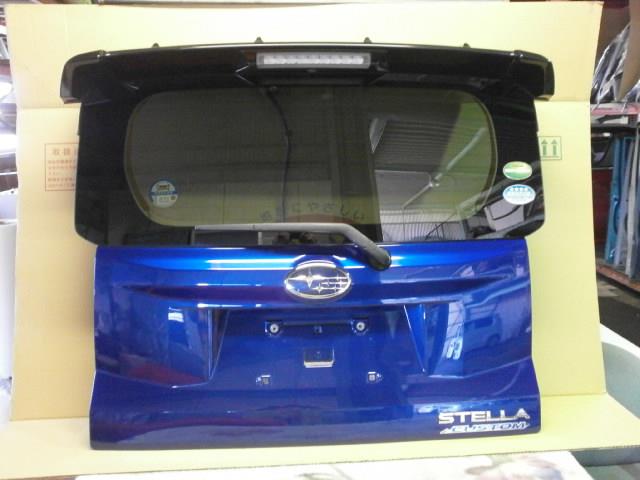 【中古】中古部品 ステラ LA150F ﾊﾞｯｸﾄﾞｱ 【3340200100-893460000015800】