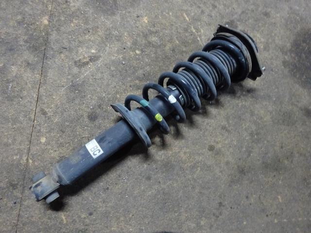 【中古】中古部品 レガシィ BR9 右ﾌﾛﾝﾄｽﾄﾗｯﾄ 【3310410000-000243001050110】