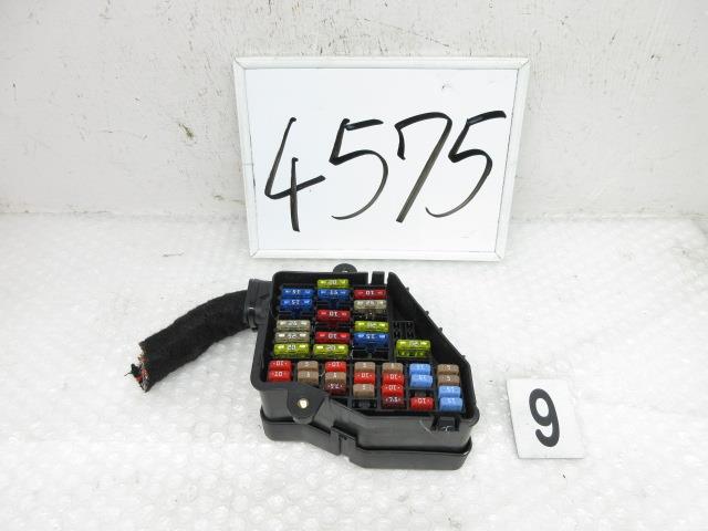 【中古】中古部品 VW ニュービートル 9CBFS ﾋｭｰｽﾞﾎﾞｯｸｽ 【3500170000-240115501467800】