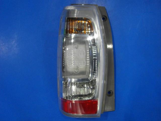 【中古】中古部品 ルクラ L455F 左ﾃｰﾙﾗﾝﾌﾟ 【3310590000-000007017815600】