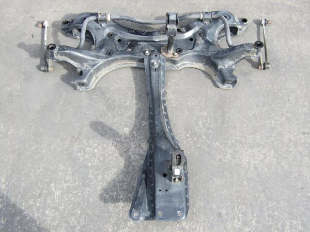 【中古】中古部品 カルディナ AZT241W ﾌﾛﾝﾄﾒﾝﾊﾞｰ 【3330200100-230258000051710】｜e-cleマート