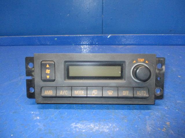 【中古】中古部品 いすゞトラクター EXD52AD A/Cｽｲｯﾁﾊﾟﾈﾙ 【3310270100-000013866560900】