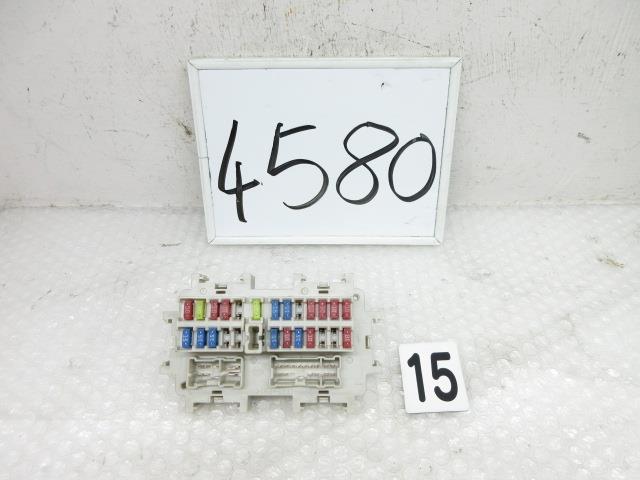 【中古】中古部品 エルグランド E51 ﾋｭｰｽﾞﾎﾞｯｸｽ 【3500170000-240122500567800】 7,570円