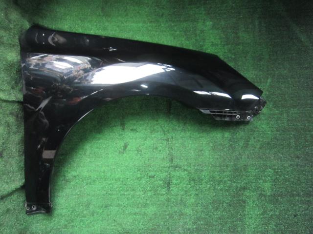 【中古】中古部品 レガシィ BR9 右ﾌﾛﾝﾄﾌｪﾝﾀﾞｰ 【3340240100-202400000410600】