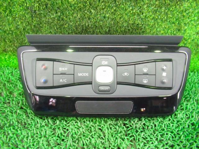 【中古】中古部品 リーフ ZE1 A/Cｽｲｯﾁﾊﾟﾈﾙ 【3330210100-000036011060900】