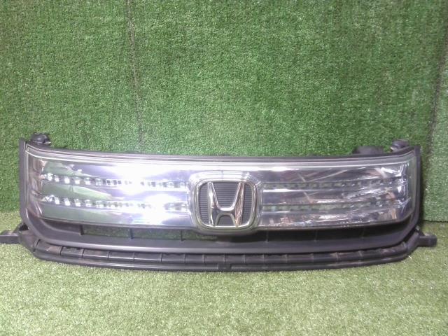 【中古】中古部品 フリードスパイク GP3 ラジエータグリル 【3260300000-240123000410400】