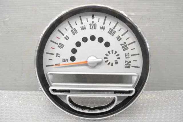 【中古】中古部品 BMW ミニ MF16 ｽﾋﾟｰﾄﾞﾒｰﾀｰ 【3310580000-240126000961400】