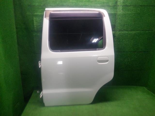 【中古】中古部品 ムーヴラテ L560S 左ﾘｱﾄﾞｱ 【3330420100-240122000313400】