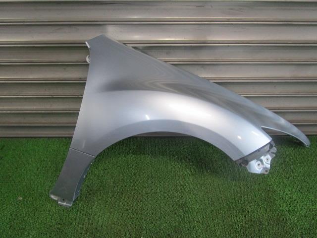 【中古】中古部品 アテンザ GHEFP 右ﾌﾛﾝﾄﾌｪﾝﾀﾞｰ 【3330540100-240129000410600】 9,029円
