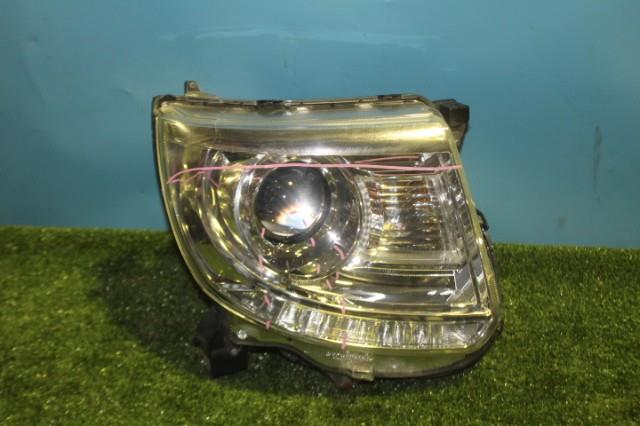 【中古】中古部品 ＭＲワゴン MF33S 右ﾍｯﾄﾞﾗﾝﾌﾟ 【3330950100-000037310810800】
