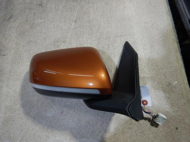 【中古】中古部品 ＣＲ－Ｚ ZF1 右ｻｲﾄﾞﾐﾗｰ 【3330810100-240205000213500】
