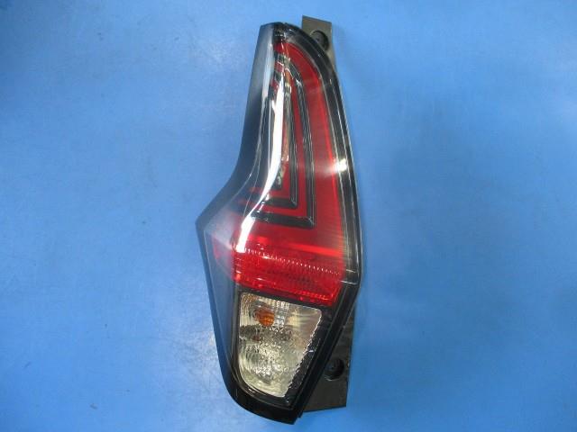 【中古】中古部品 デイズ B44W 左ﾃｰﾙﾗﾝﾌﾟ 【3310590000-000007220215600】