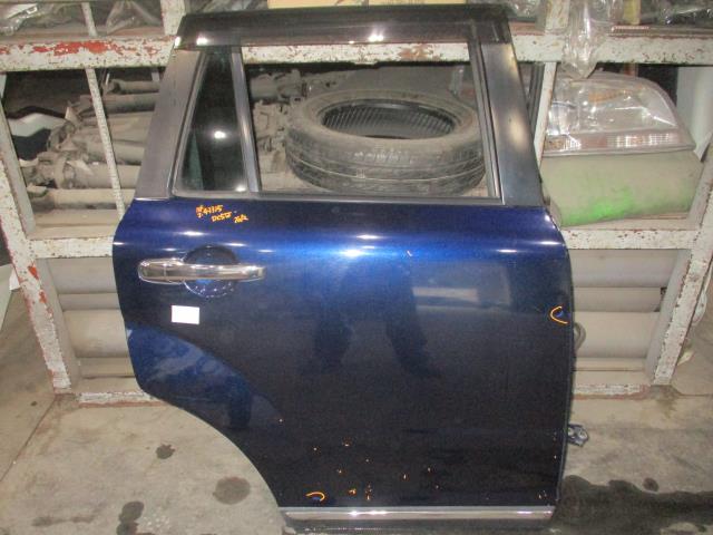 【中古】中古部品 ベリーサ DC5W 右ﾘｱﾄﾞｱ 【3310160100-000004331513300】