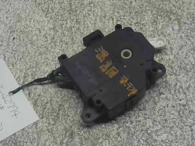 【中古】中古部品 ムーヴ LA100S その他 A/Cﾋｰﾀｰ系 【3310160100-000004277469300】 4,538円