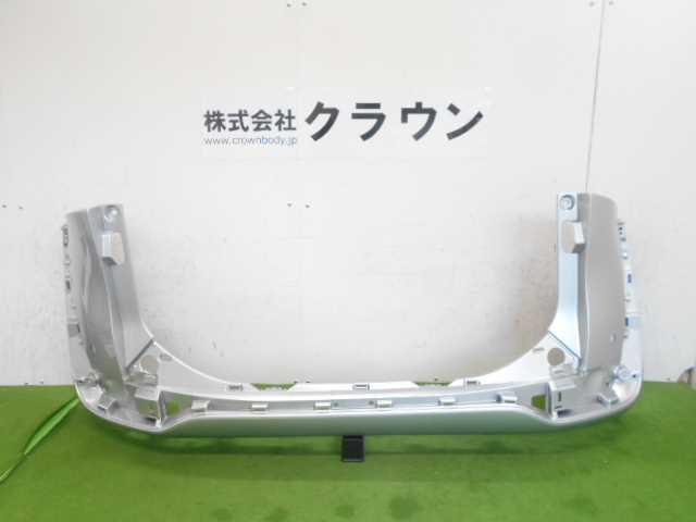 【中古】中古部品 シエンタ NSP170G ﾘｱﾊﾞﾝﾊﾟｰ 【3380050000-000032046915100】