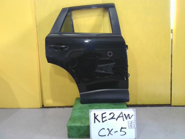 【中古】中古部品 ＣＸ－５ KE2AW 右ﾘｱﾄﾞｱ 【3331010600-240126000513300】